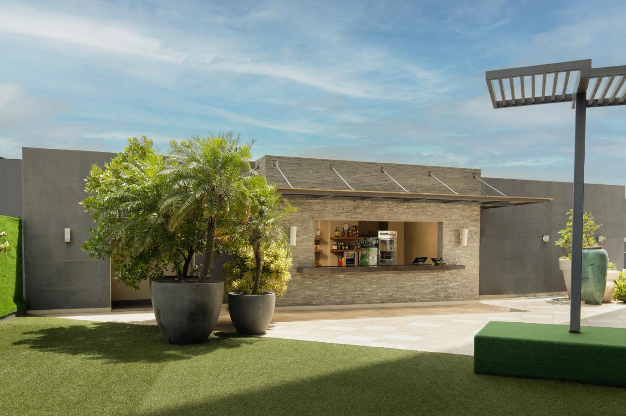 Embassy Suites By Hilton Santo Domingo Exteriér fotografie